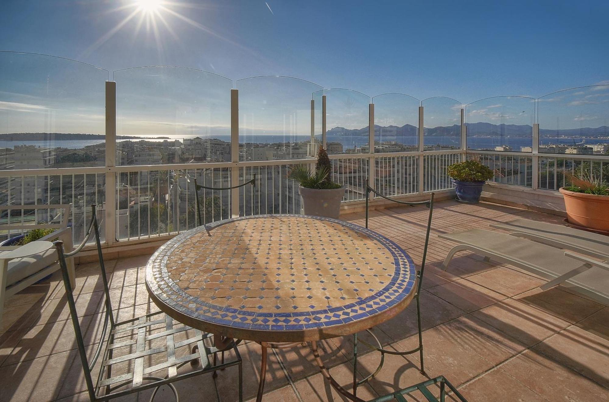 Appartement Le Val - Rooftop - Parking - Vca Cannes