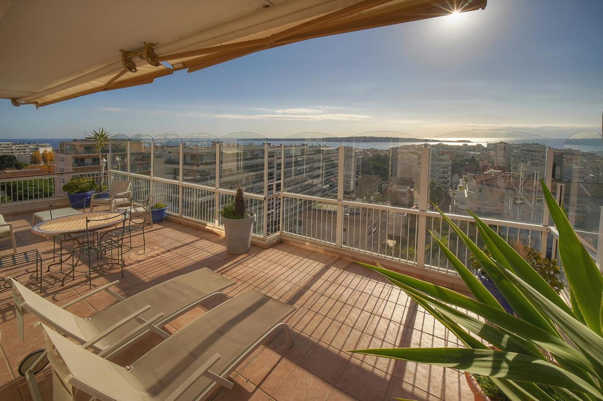 Le Val - Rooftop - Parking - Vca